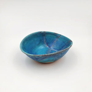 Hechimon Tsuyu-Kusa Asymmetrical Small Bowl