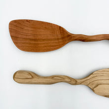 Hand-Carved Hida Natural Wood Spatula