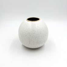 Hechimon Shiro Tessa Round Vase