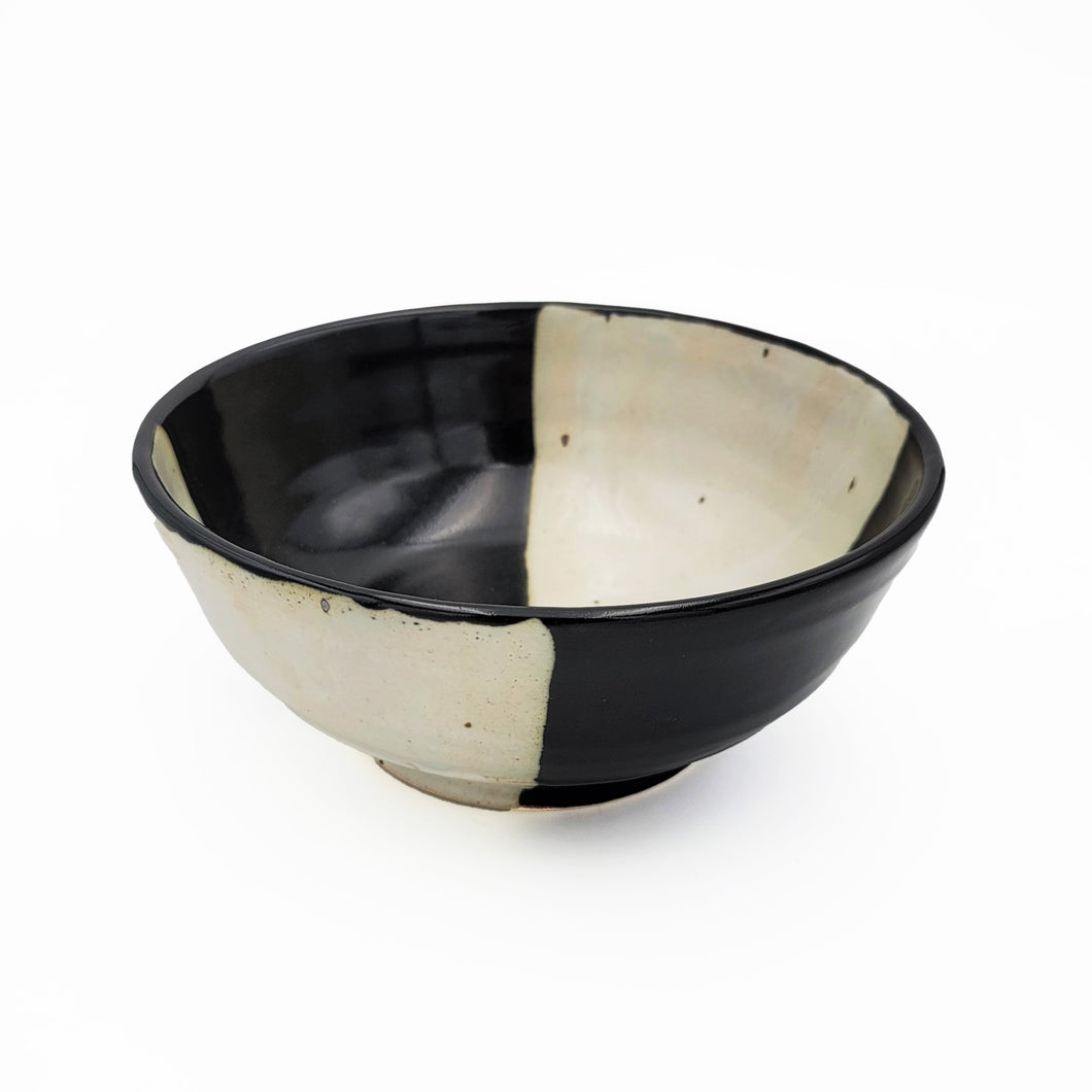 Oribe-Kakiwake Nagomi Donburi Bowl (Black)