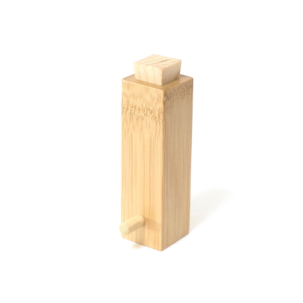  HINITOYOU Wood Salt and Pepper Shakers Refillable